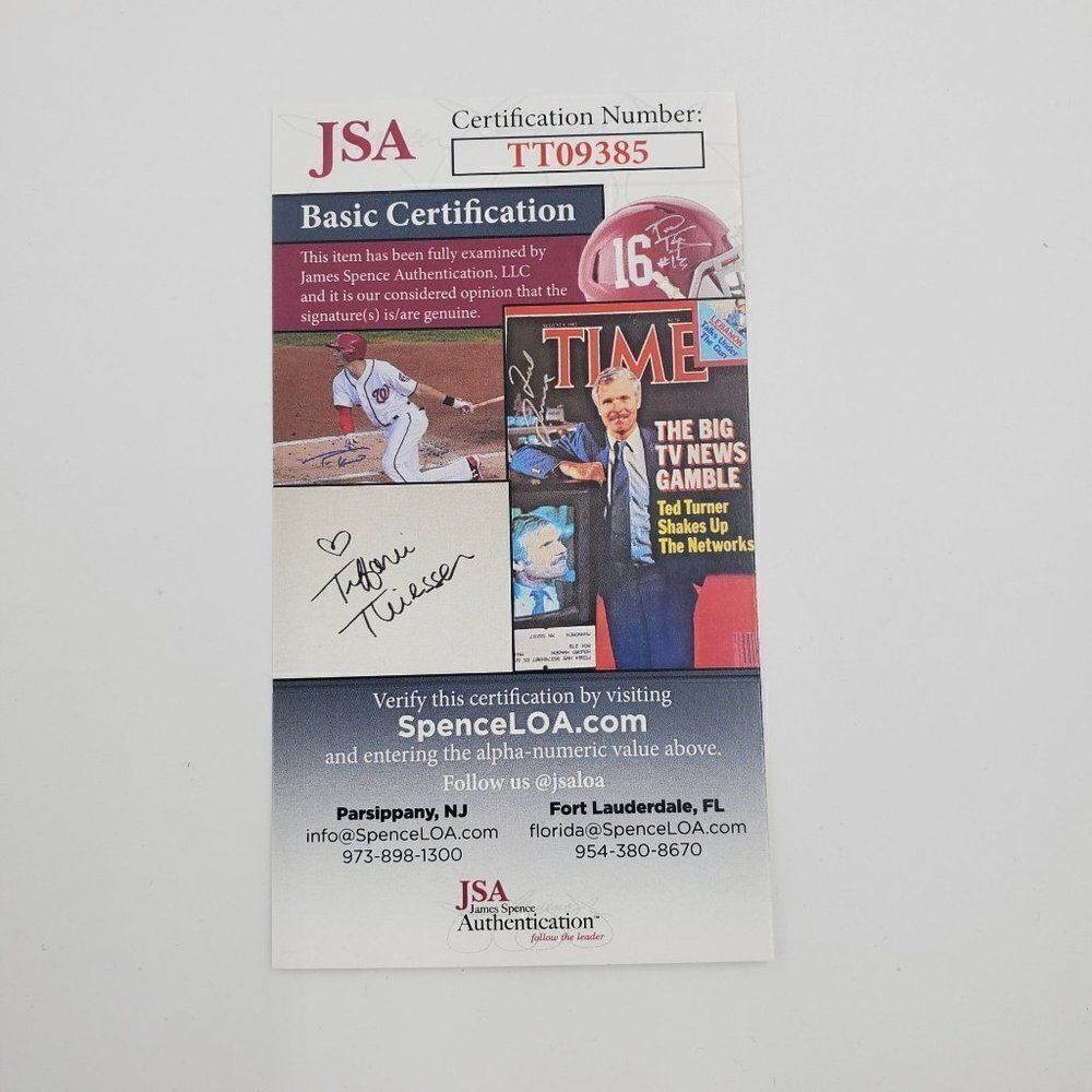 Kathy Ireland Signed Magazine JSA COA - Picture 7 of 8
